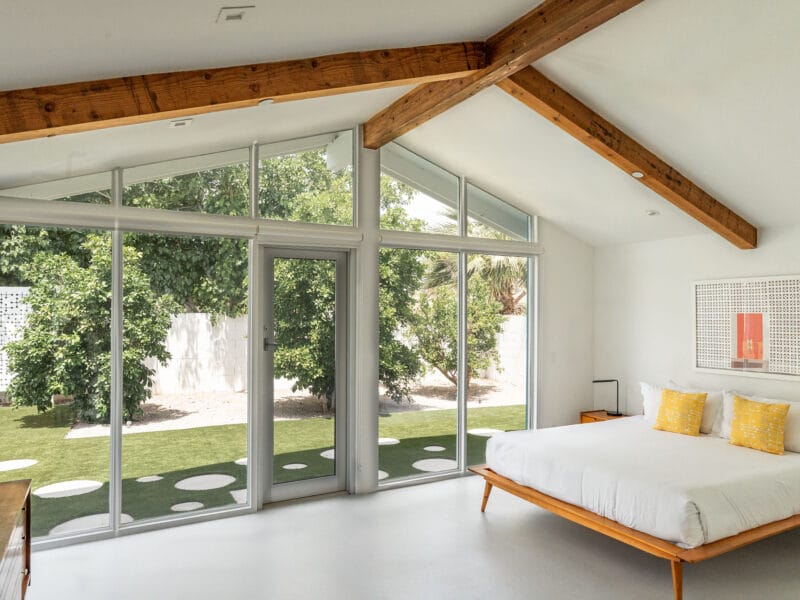 Preparing a Mid-Century Modern Home for Showings