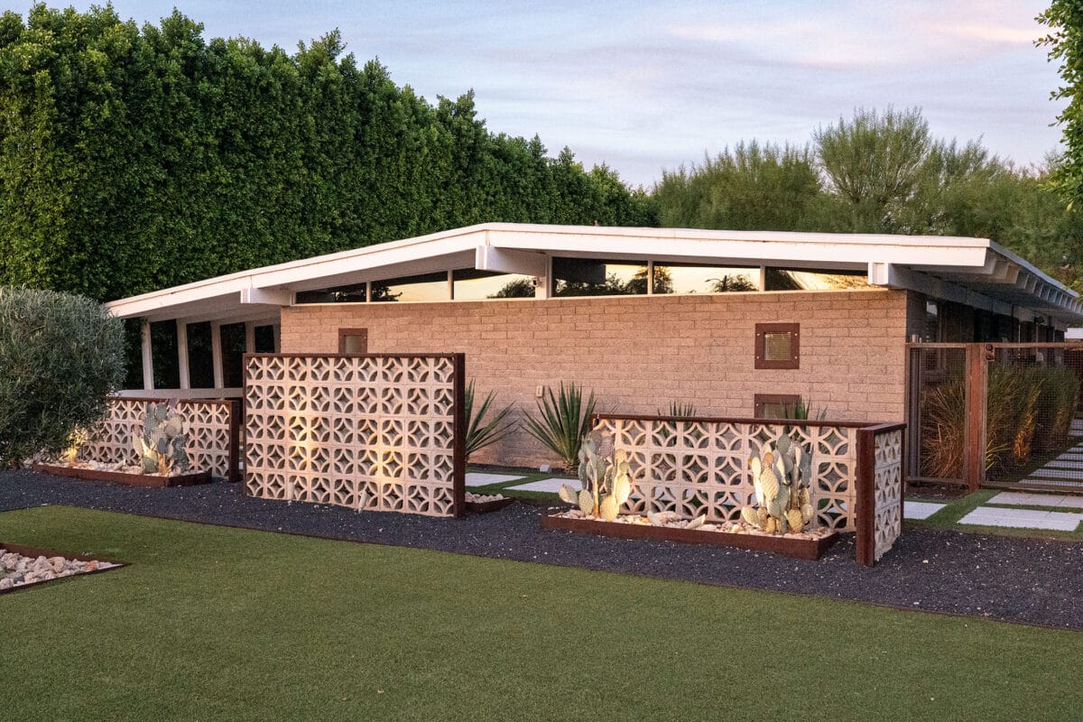 Ralph Haver mid-century modern home in Phoenix with breeze block, low roofline, clerestory windows, and desert landscaping.